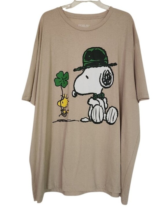 Peanuts Other - Snoopy & Woodstock Graphic Tee in Beige Sz 2XB Nwt